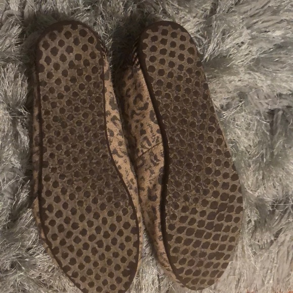 TOMS - Picture 5 of 5